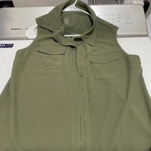 NWOT Army Green Button Up Collared Tank, Size Large